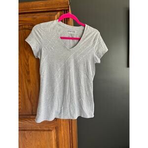 Kenneth Cole Reaction Gray V Neck Top S Small Studded Silver‎ Embellished Tee